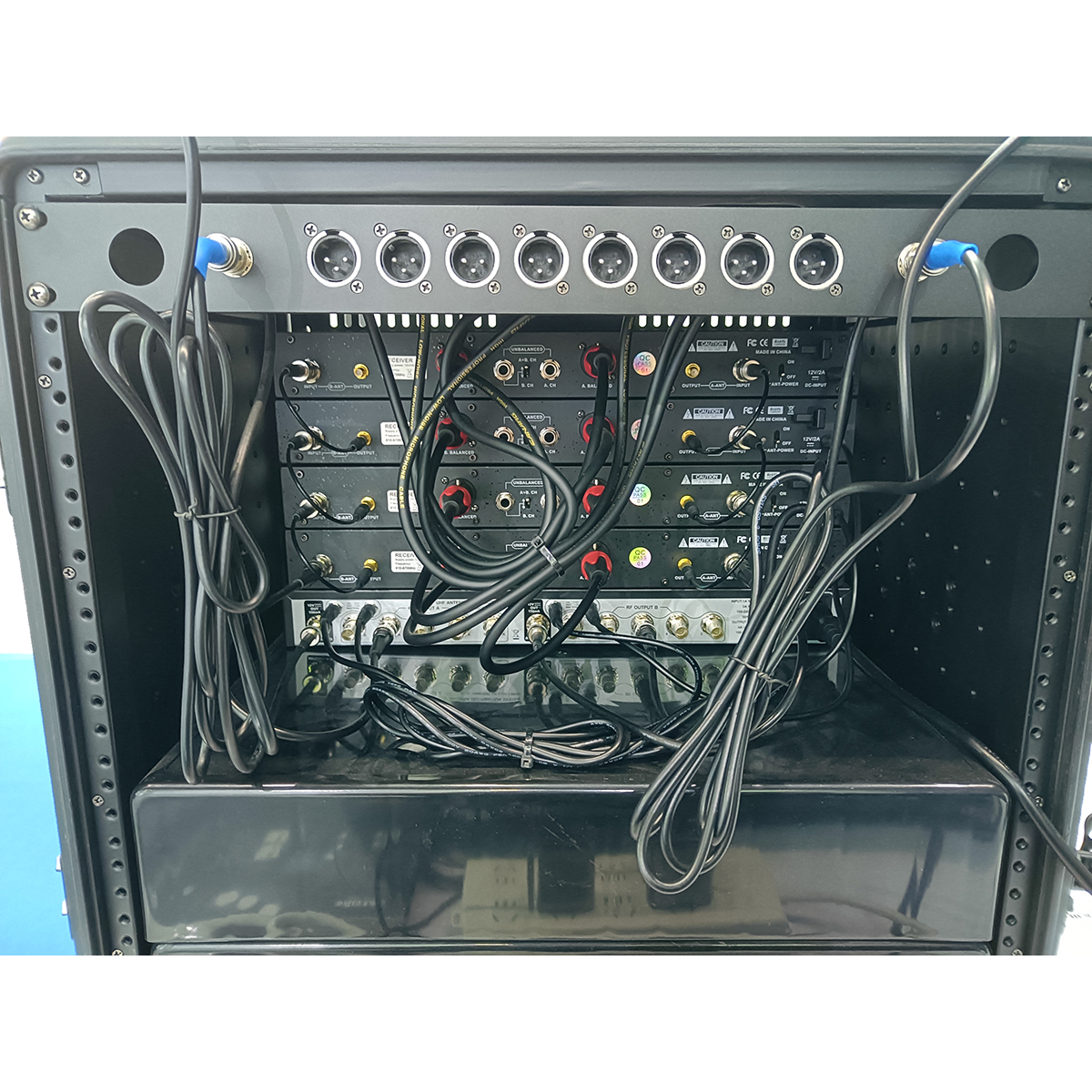 G4B Wireless Microphone System Combo Pack 8 Channel