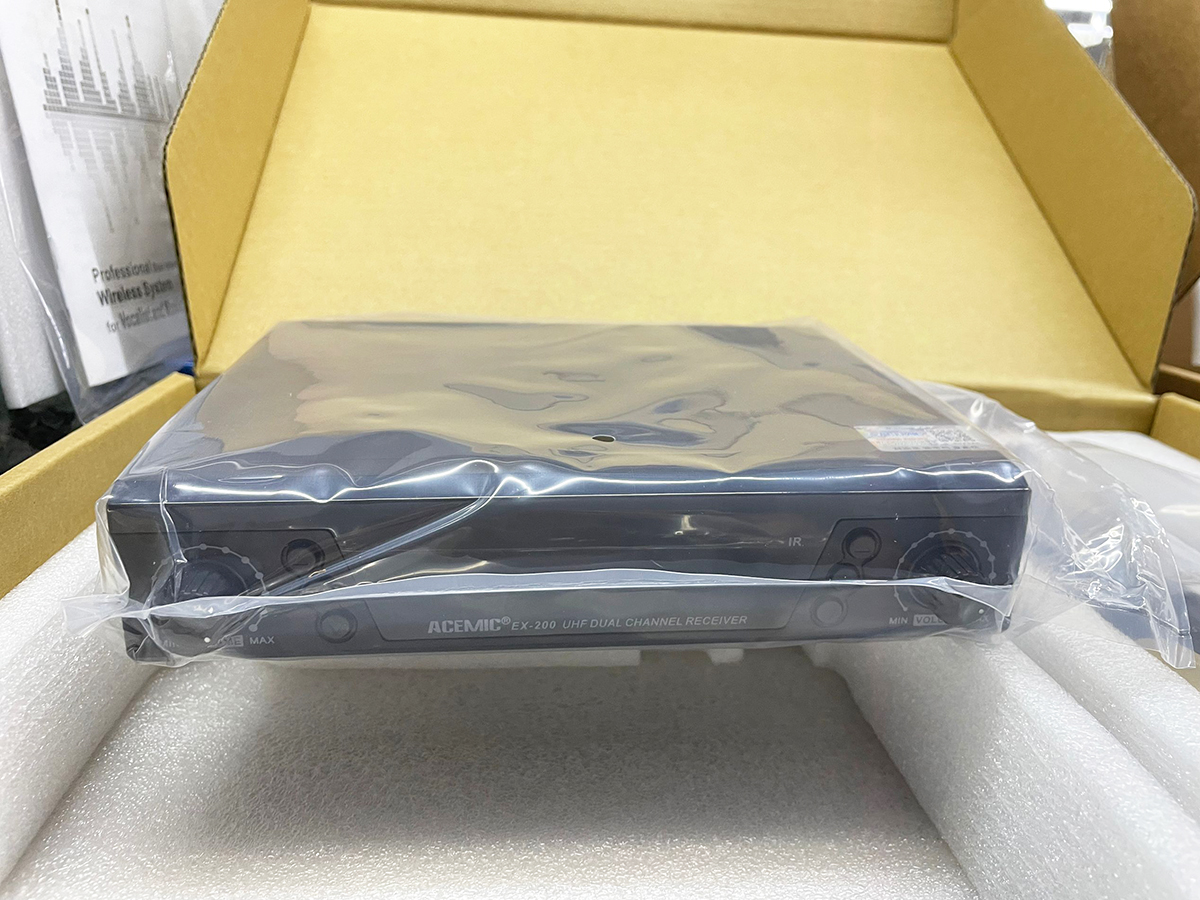 EX-200/ST-4 Wireless Saxophone Microphone