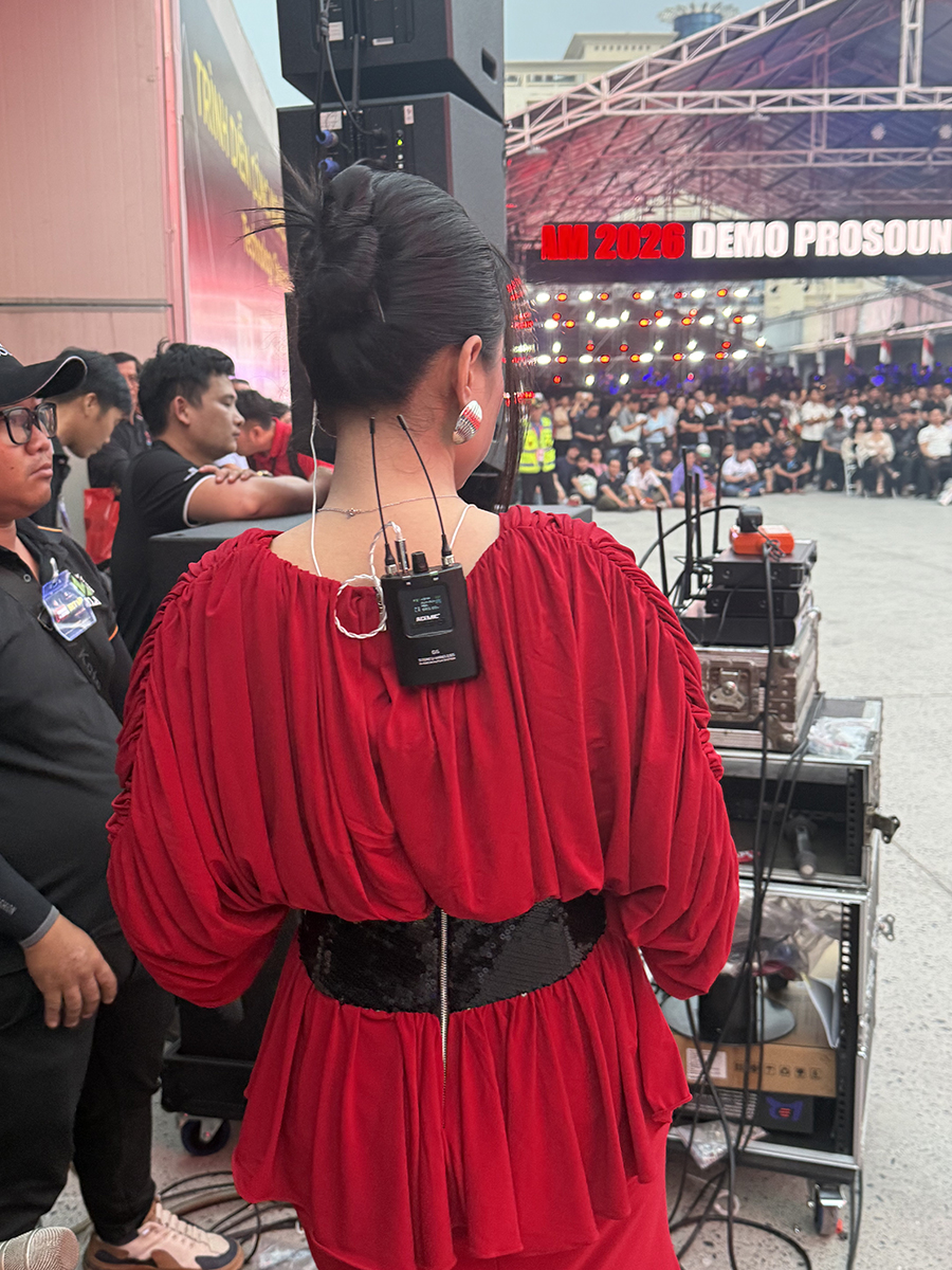 G5 Stereo Wireless In-Ear Monitor System for Stage Performance