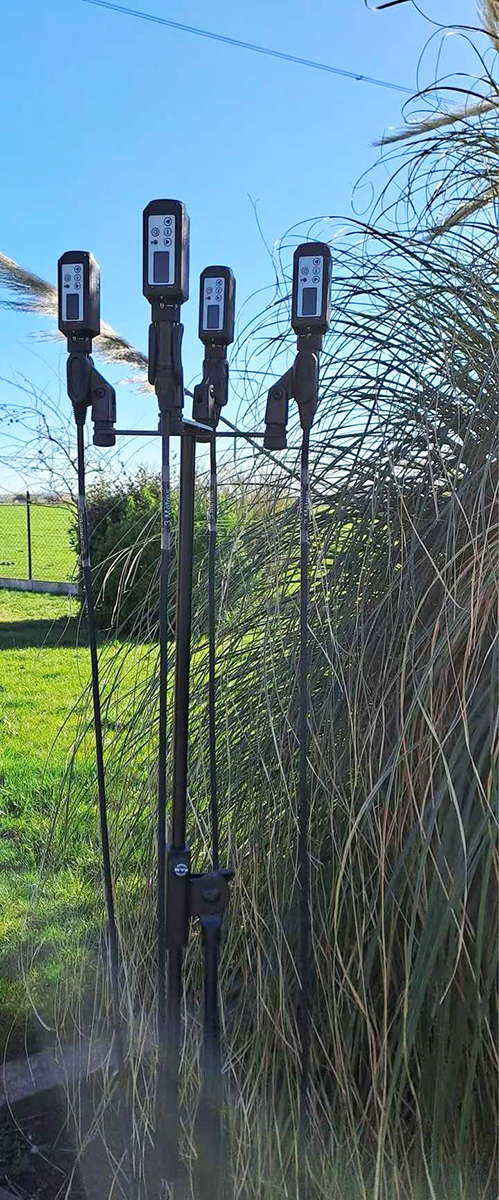 RT-1 Plug-On UHF XLR Wireless Microphone Adapter