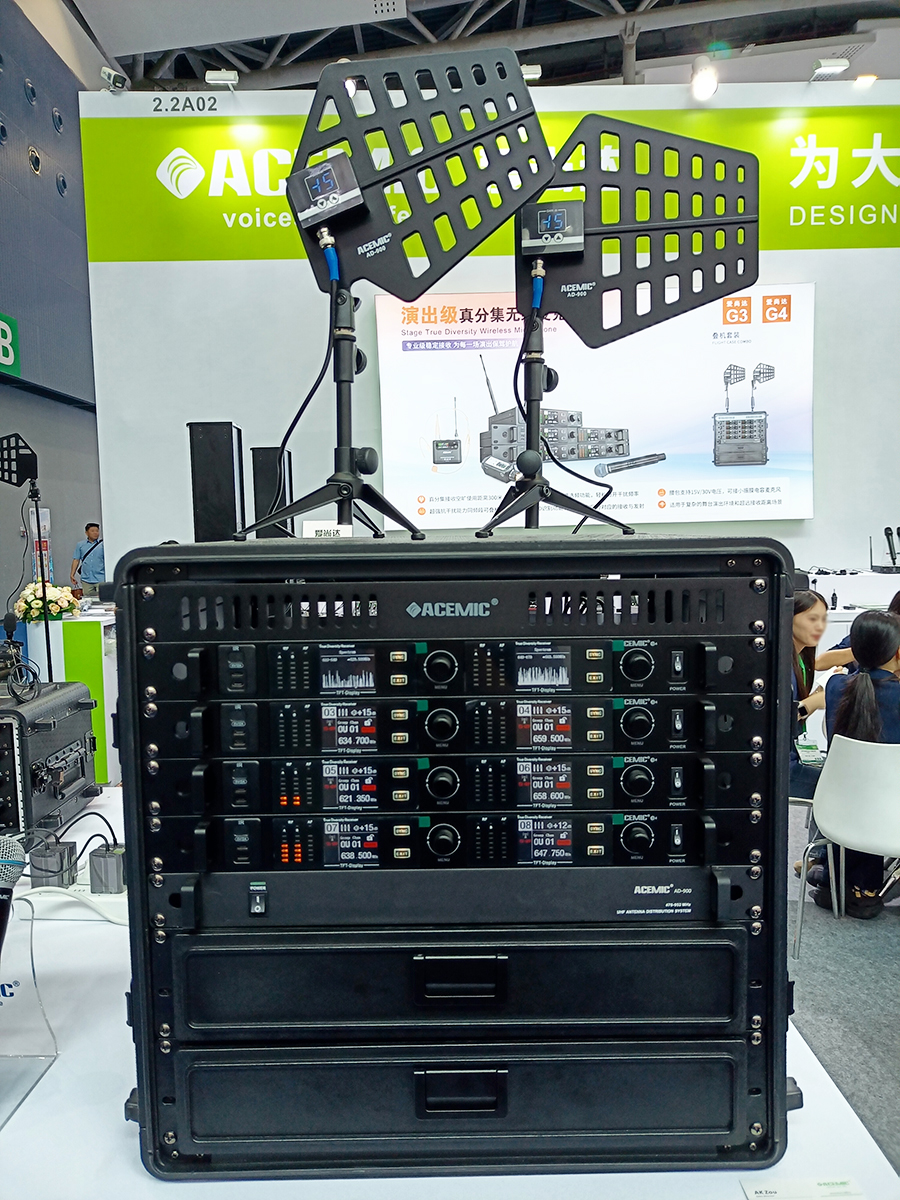 G4B Wireless Microphone System Combo Pack 8 Channel