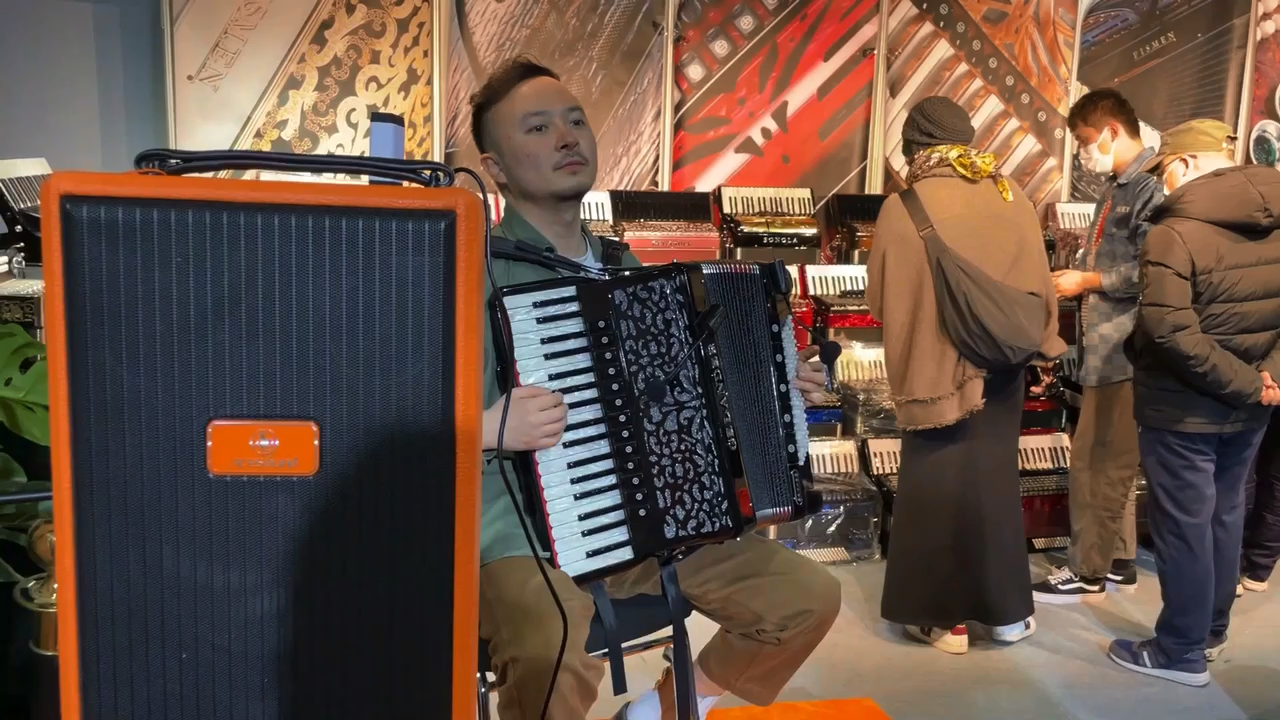 Wireless Accordion Microphone Q2/AT-5