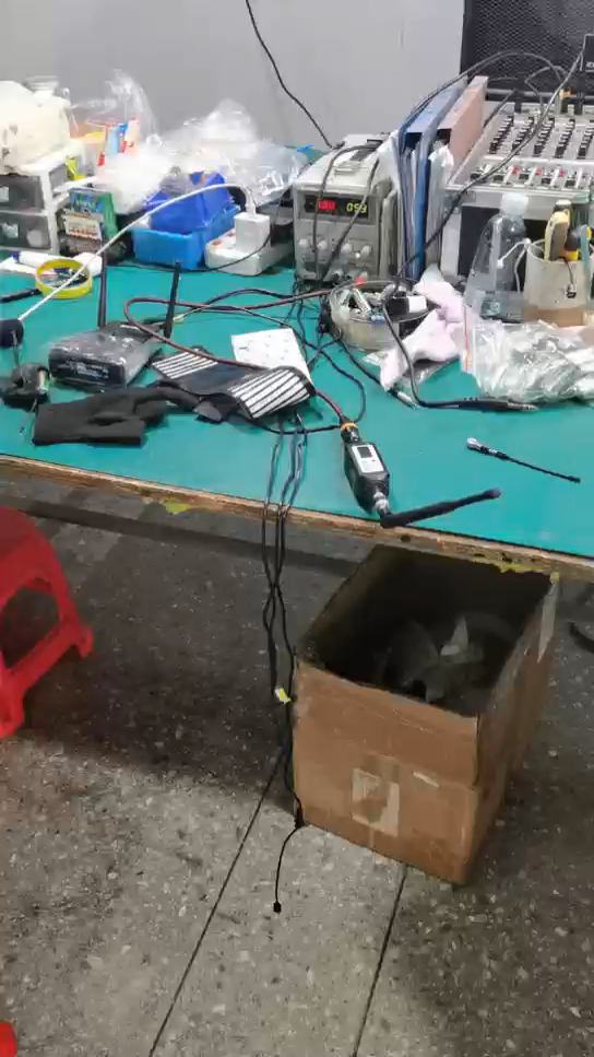 RT-1 Plug-On XLR Wireless Transmitter and Receiver